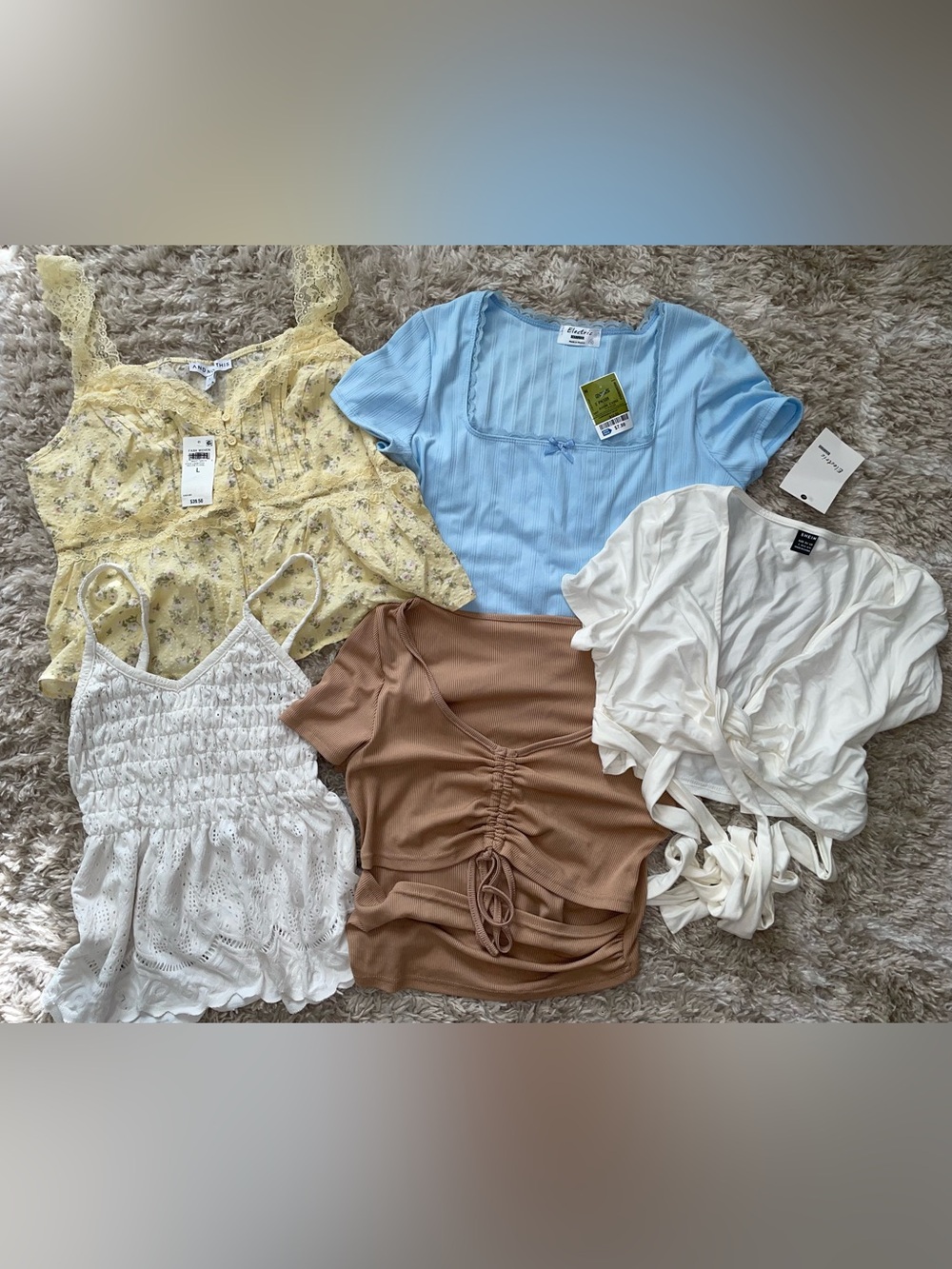 BUNDLE 💛🤍🤎 5 Mixed Women's Tops for $18